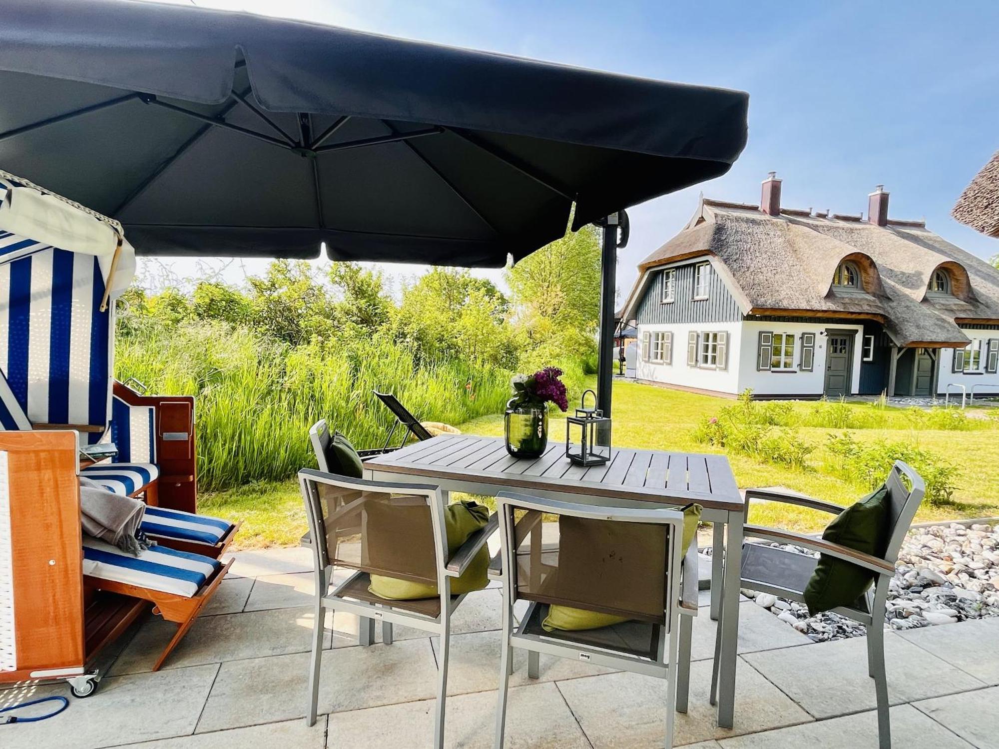 Ferienhaus Strandflieder 05 Feriendorf Klein Stresow Ruegen By Ruyastay Putbus Dış mekan fotoğraf